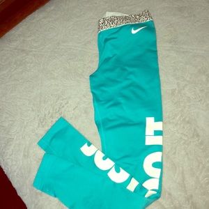 Nike Pro Dri-Fit leggings